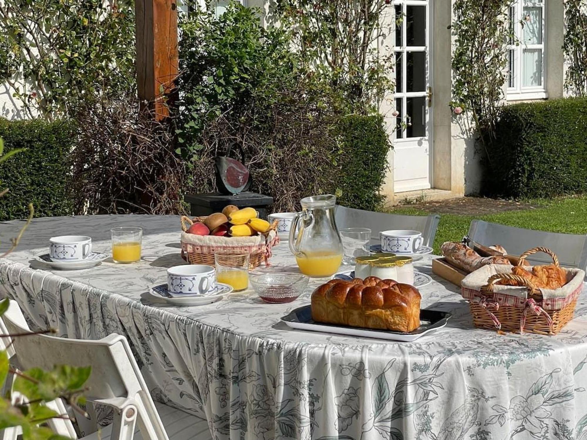 **Suite Familiale Spacieuse Au Coeur De La Foret De Montargis** - Fr-1-590-335 Paucourt Eksteriør bilde